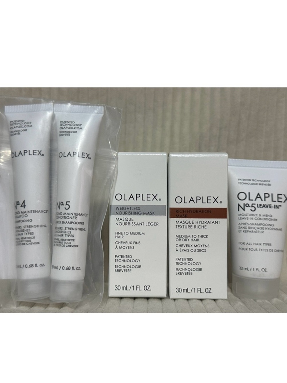 OLAPLEX White and Silver Travel Treatment Set